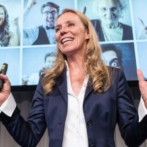 Nicola Fritze Rednerin Mut, Performance & neues Denken in einer neuen Welt Speaker Select