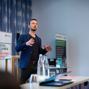 Alex T. Steffen Management-Vordenker New Work Speaker Select