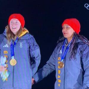 Deborah Levi Olympiasiegerin 2026 Zweierbob Speaker Select