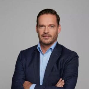 Oliver Schneider Speaker Select