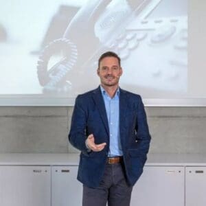 Oliver Schneider Cybersecurity Experte Speaker Select