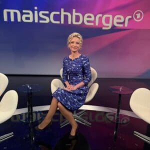 Sandra Navidi Speakers Select