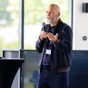Stefan Carsten Speakers Select